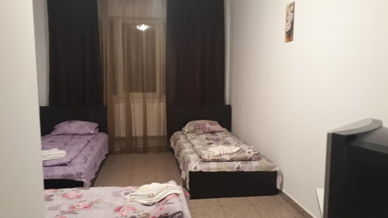 Готель Casa Dobrescu Centura De Nord Крайова Екстер'єр фото