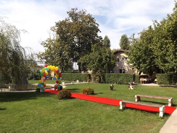 Готель Casa Dobrescu Centura De Nord Крайова Екстер'єр фото